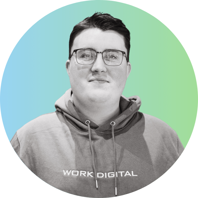 Portraitbild von unserem Developer Kevin
