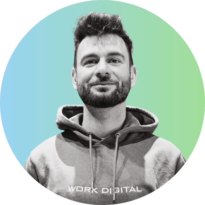 Portraitbild von unserem Developer Marcus