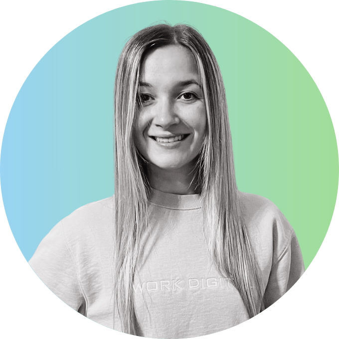 Portraitbild von unserer QA Testerin Seline